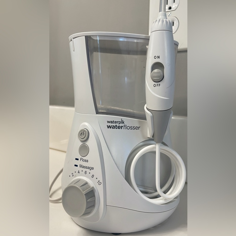 Waterpik Water flosser